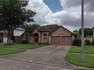 701 Bayou Bend Dr, Deer Park, TX 77536