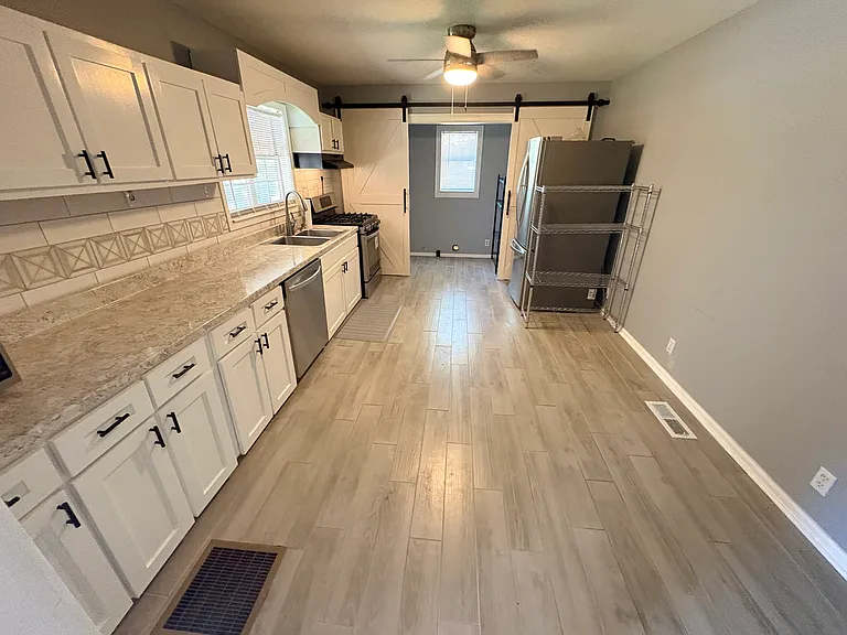 7269 Advent Cir — Photo 10