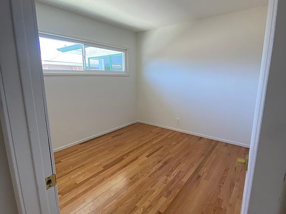 4th image of 827 Pearl St APT D