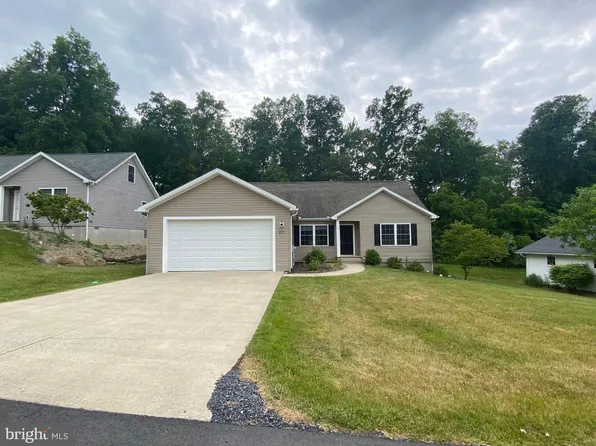 271 Timberwood Trail Ctr, Hall, PA 16828