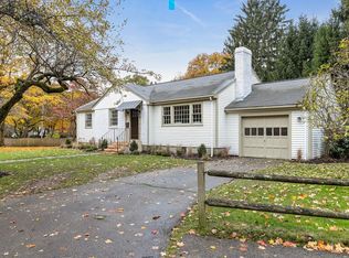 70 Alba Rd, Wellesley, MA 02481