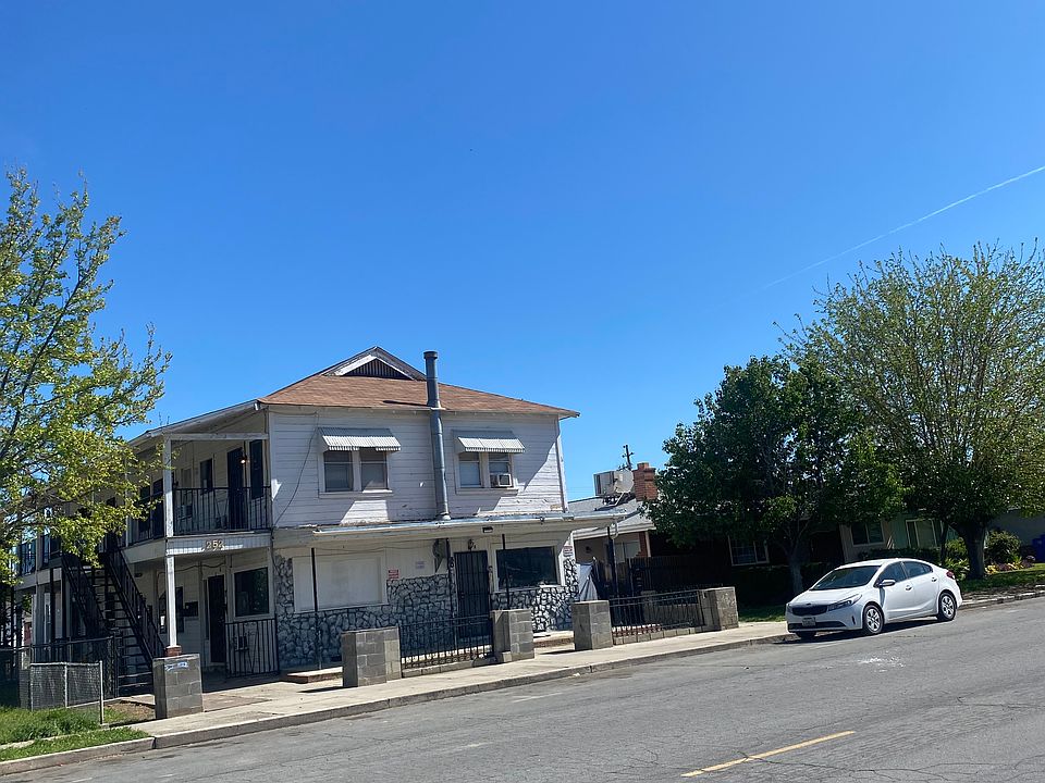 1st image of 252 E Cedar Ave APT 3