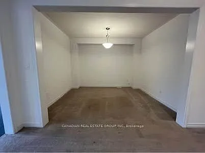 203 Ridley Cres — Photo 10