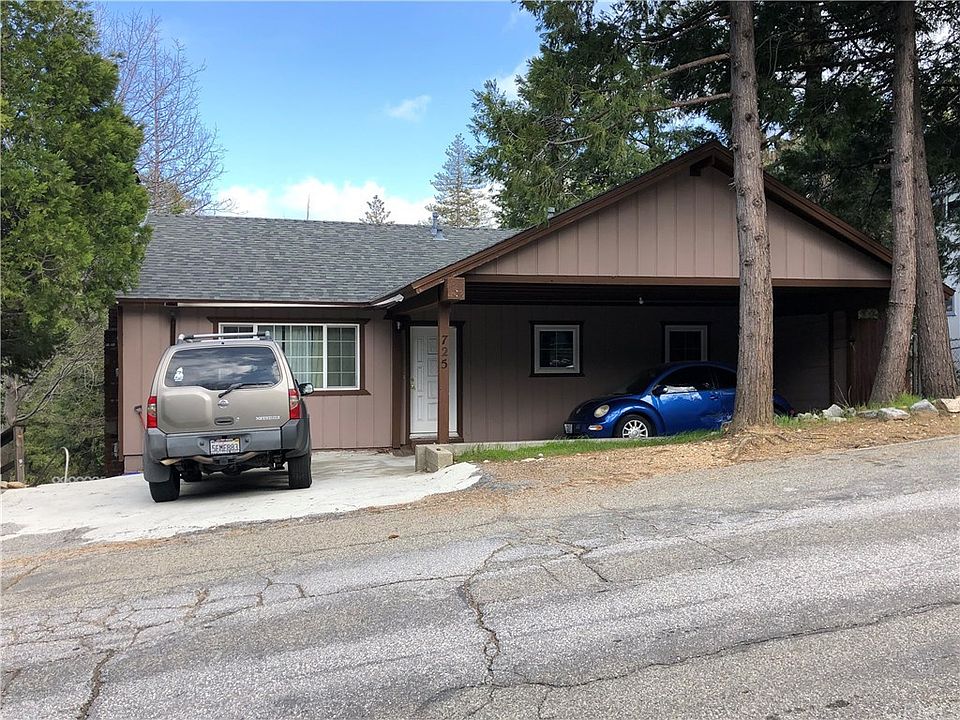 1st image of 725 Tyrol Ct