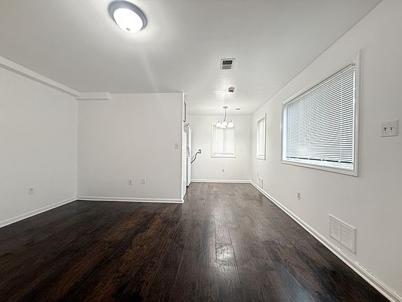 2nd image of 506 Eastern Ave NE #101-2