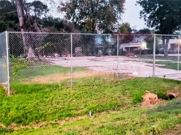 410 Delz St, Houston, TX 77018