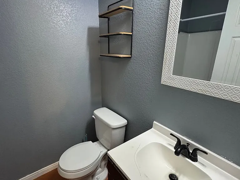 1403 Strickland St #A — Photo 11