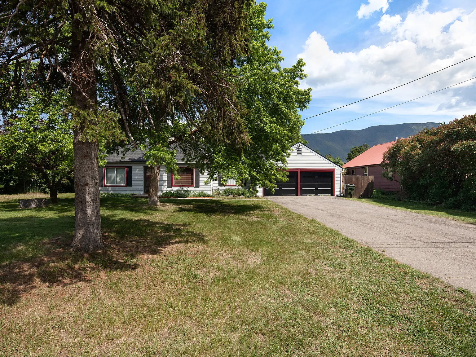 2 bed, 1184 sqft, $2,000 — Photo 3