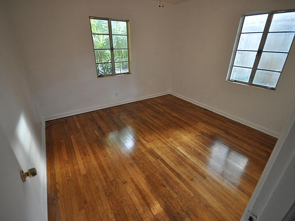 2nd image of 760 Osceola Ave #1