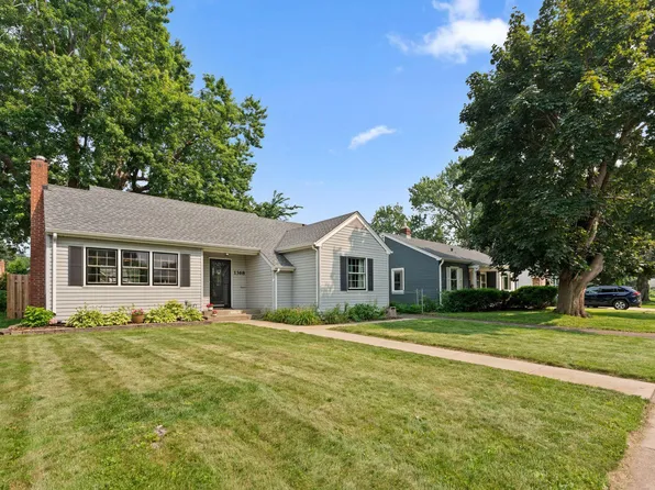 1368 Mackubin St, Saint Paul, MN 55117