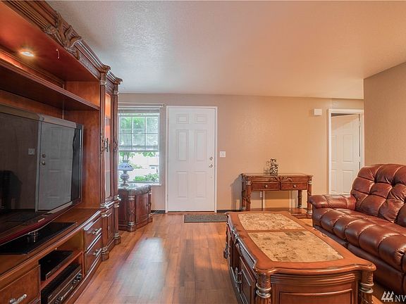 5th image of 5724 99th Street Ct E