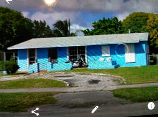 3223 NW 196th Ln, Miami Gardens, FL 33056
