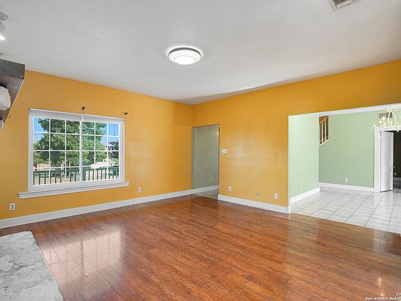 5th image of 11650 POMEROY CIR
