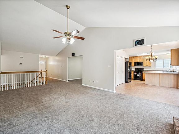 3rd image of 3516 Lakeview Heights Dr