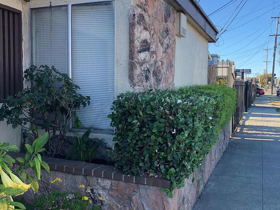 1st image of 661 Harbour Way #661