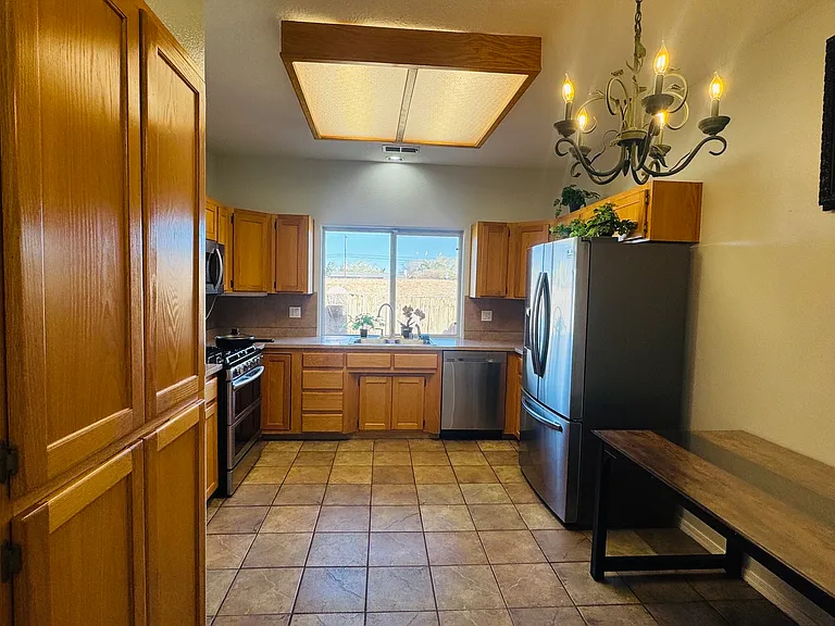 7201 Natalie Janae Ln NE — Photo 5