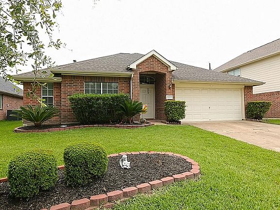 Welcome to 19639 Amistad Dr.