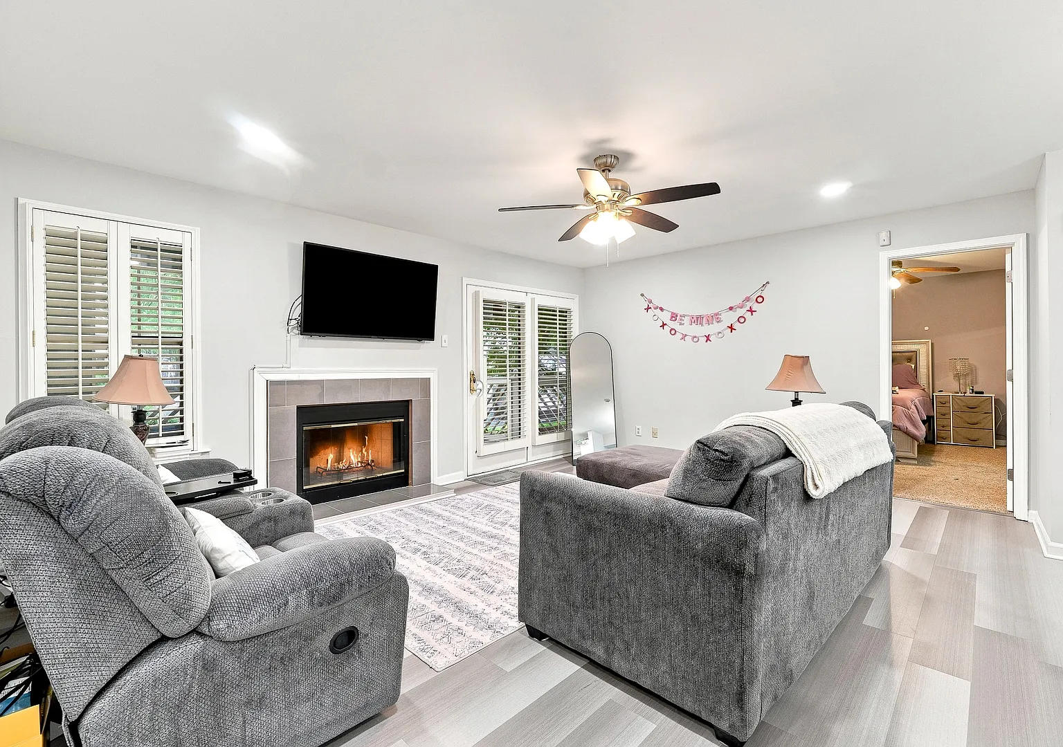 2 bed, 1266 sqft, $2,250 — Photo 4