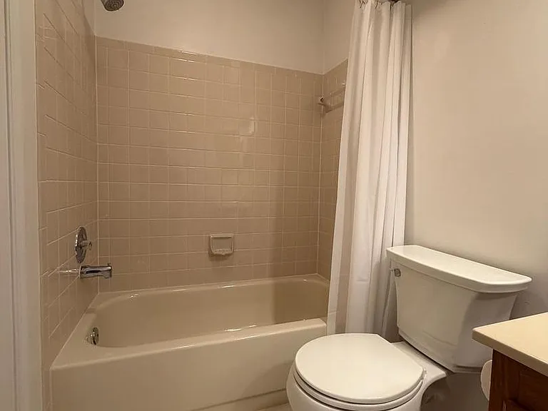 14611 Flower Hill Ct — Photo 30
