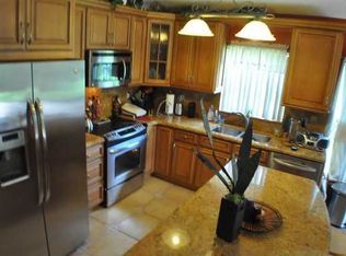 18811 NW 22nd St, Pembroke Pines, FL 33029