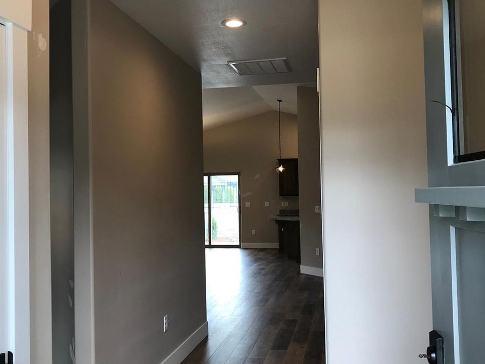 1st image of 2117 La Connor Dr