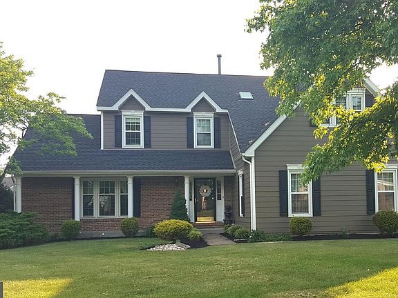 4th image of 443 Knollbrook Dr