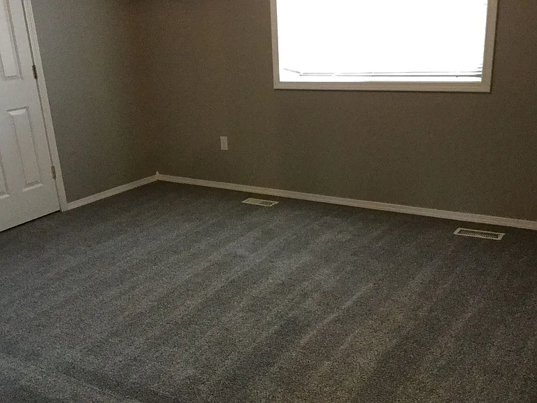 861 N Callahan Ave — Photo 6