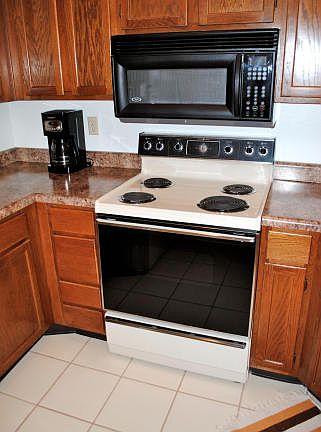 4th image of 9221 N 59th Ave Unit 117