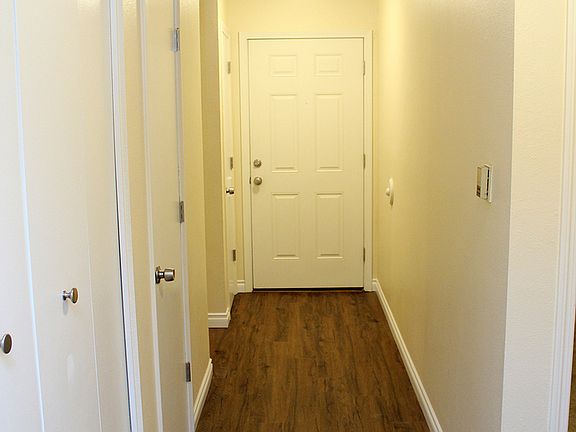 5th image of 3803-3805 SE Cesar E Chavez Blvd #7
