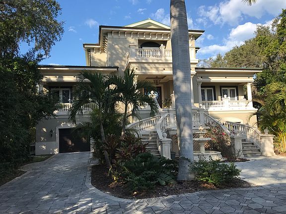 2nd image of 605 Orange St