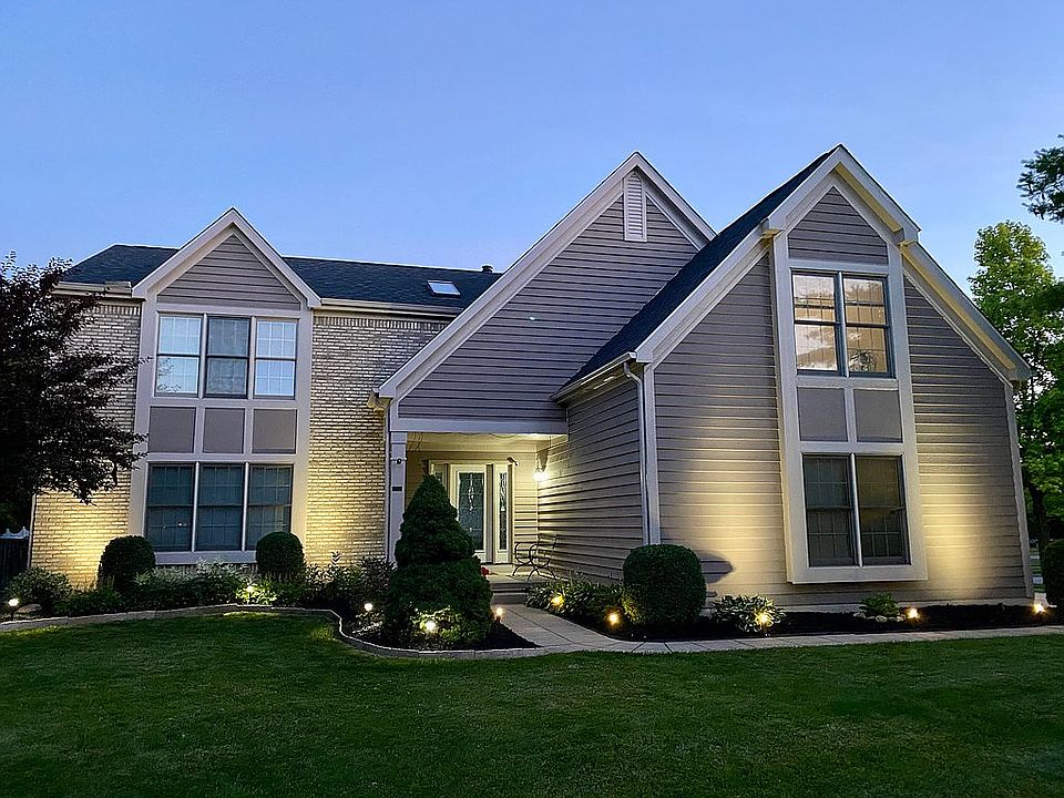 1st image of 6850 Roundwood Ct