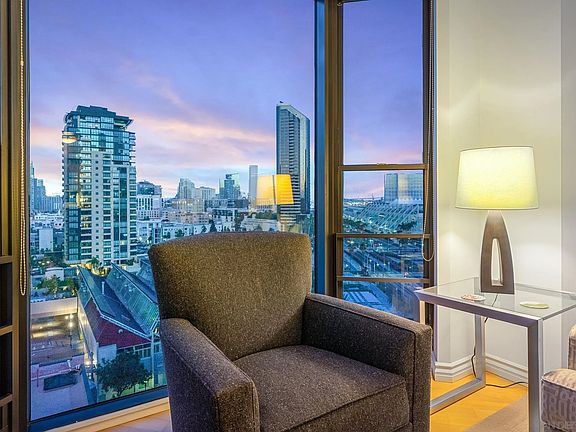 5th image of 500 W Harbor Dr W #Penthouse 1319