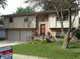 4830 Baker Woods Ln, Decatur, IL 62521