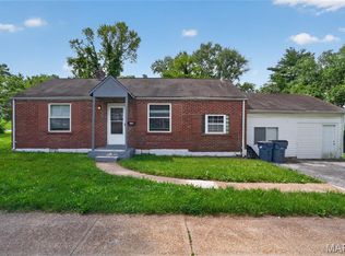 8102 Frost Ave, Saint Louis, MO 63134