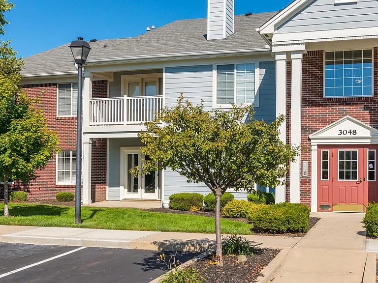 3048 Westminster Dr #101 — Photo 38