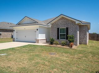 973 Martin St, Chandler, TX 75758