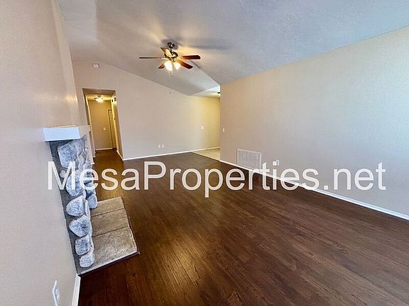 3rd image of 15192 Kimball St