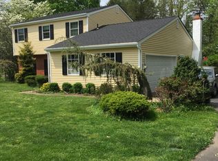 1002 Morse Dr, Maple Glen, PA 19002
