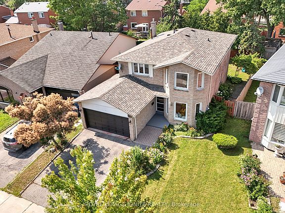 2nd image of 39 Saddleback Ct