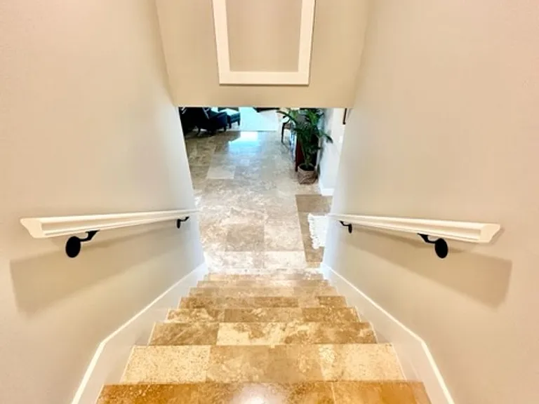 910 Santa Rosa Blvd — Photo 38