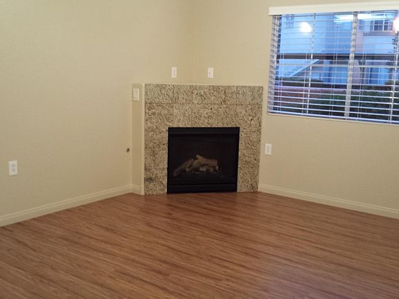 3rd image of 3400 Cabana Dr Unit 1044