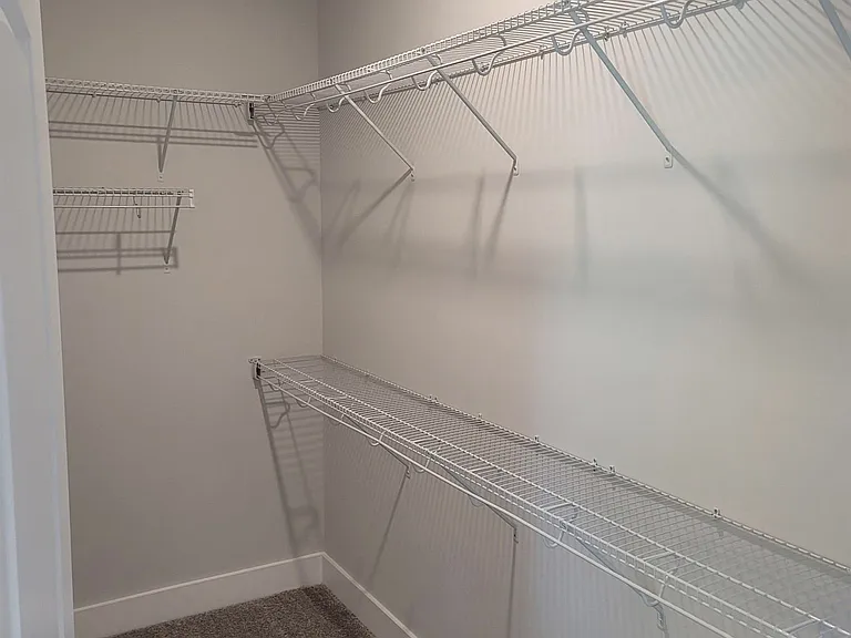 400 Hamilton Pl — Photo 11