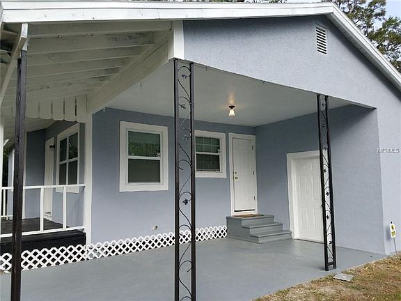 3rd image of 2403 Pembrook Dr