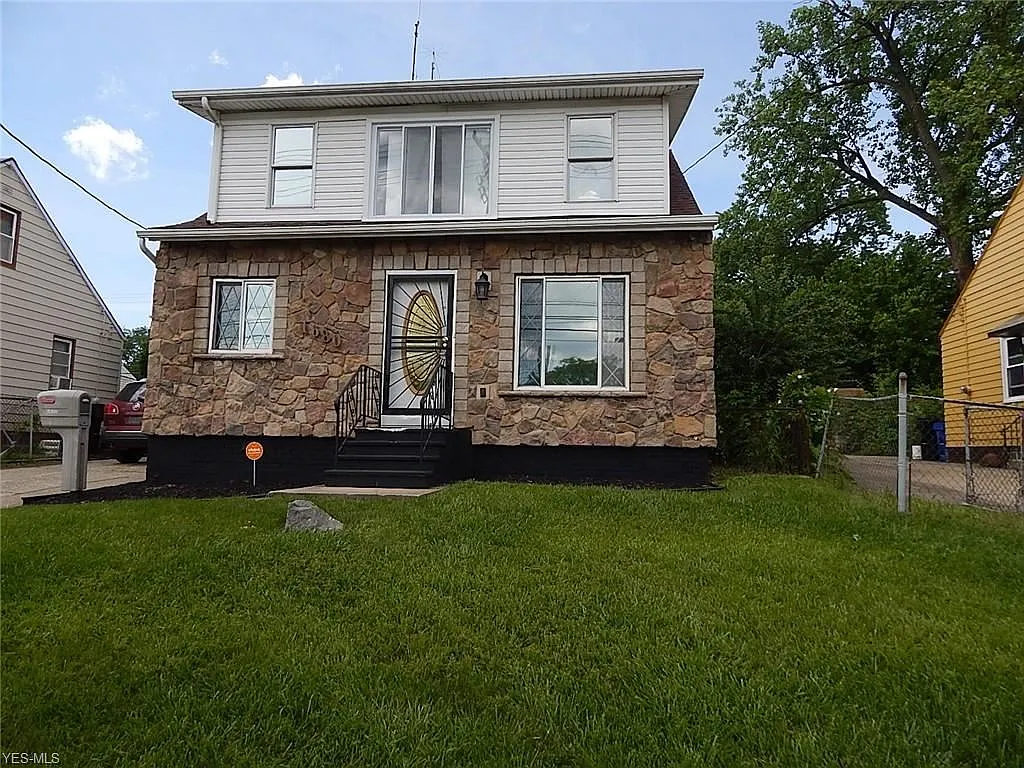 16803 Harvard Ave photo 1