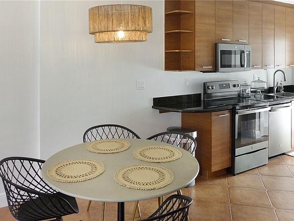 5th image of 3250 NE 28th Street #303