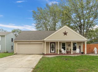 22 Pembrooke Rd, Montgomery, IL 60538