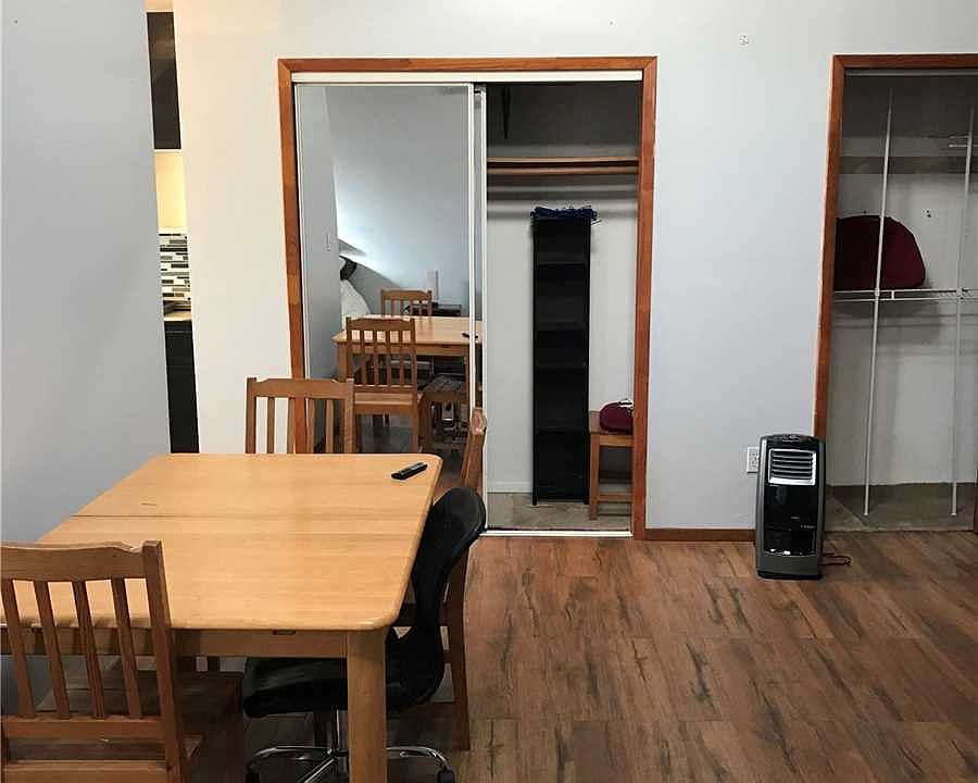 2nd image of 21 Frederick Ave