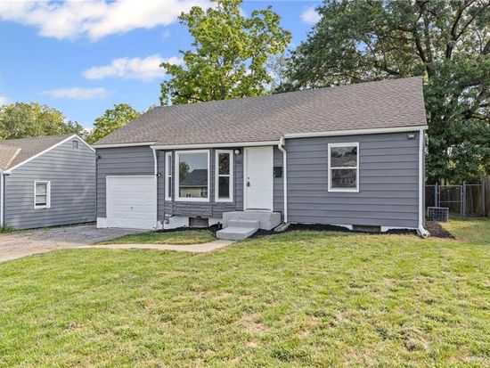 5611 Oakland Ave, Kansas City, MO 64129