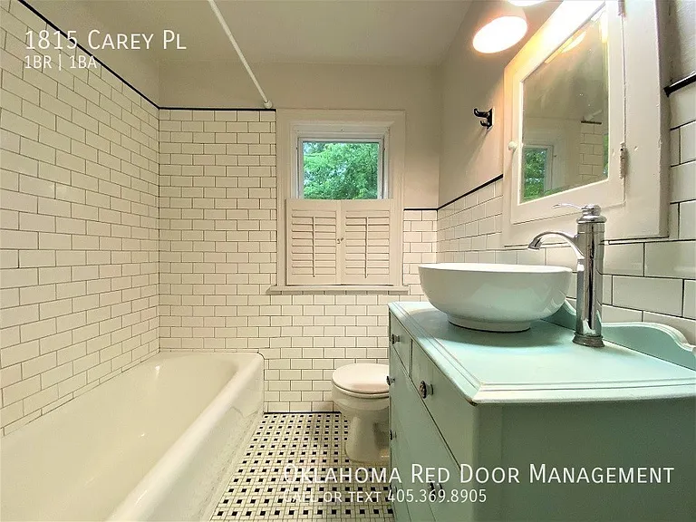 1815 Carey Pl — Photo 5