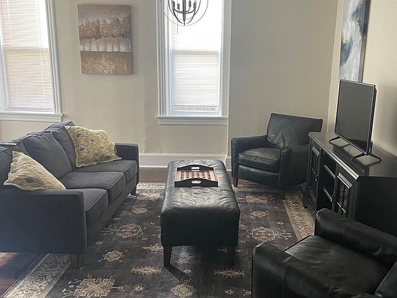 2nd image of 3818 Arsenal St #1F